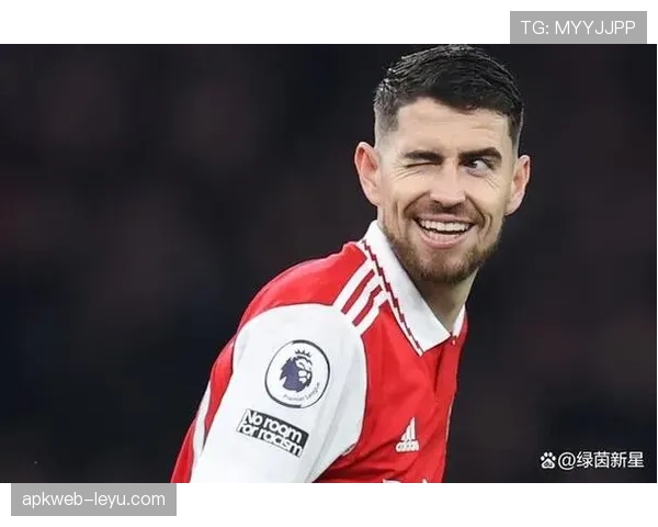 若日尼奥技术全面性获赞，中场大师展现足球智慧