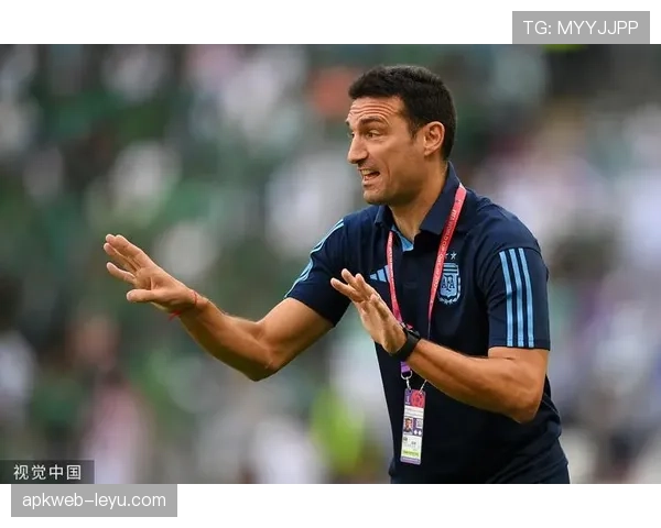 斯卡洛尼边路战术激活阿根廷进攻组合，球队状态回暖频频破门