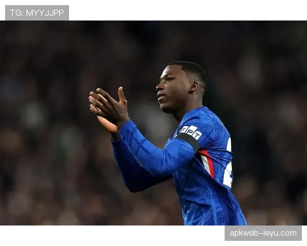 凯塞多中场覆盖能力出众，攻防转换表现抢眼