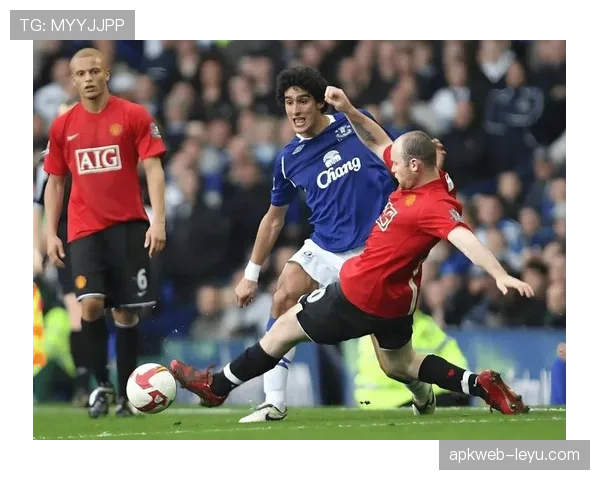 利兹联控球能力提升,备受期待在新赛季中争取佳绩