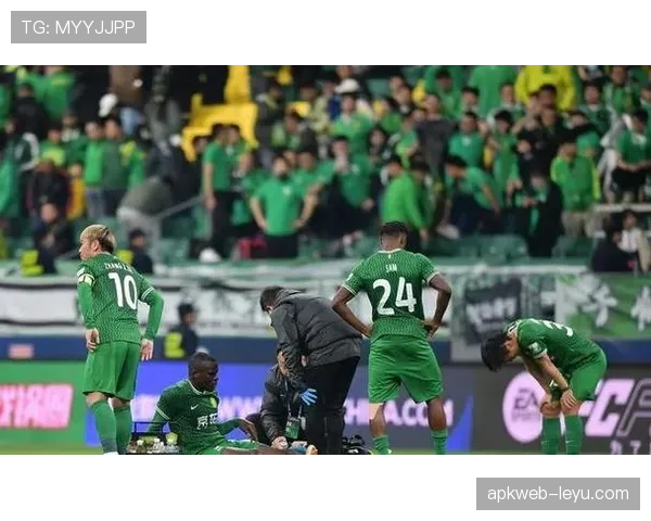 山东泰山争冠竞争力下滑,对赛季走势形成制约 山东泰山争冠竞争力下滑,对赛季走势形成制约